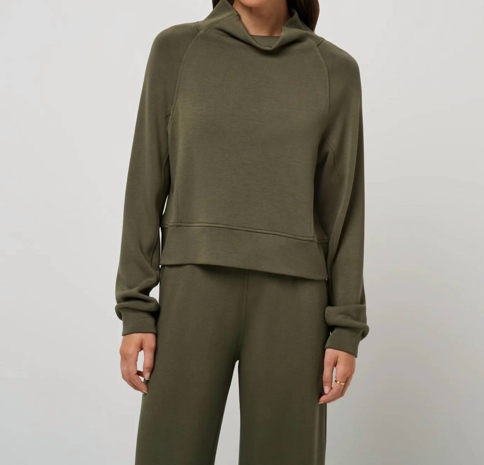 Travis Matthew - Skyloft Soft Funnel Neck Sweater