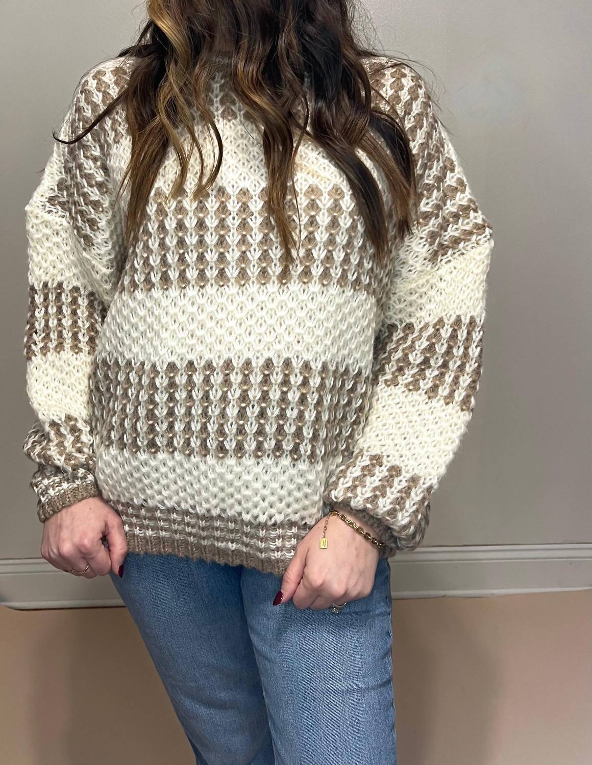 Vine & Love - Chunky Knit Long Sleeve Sweater