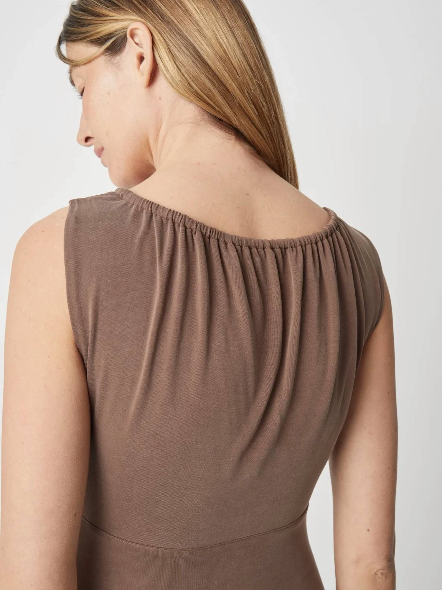 Mod Ref - Chell Midi Dress