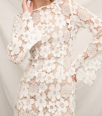 En Creme - Floral Lace Bell Sleeve Mini Dress