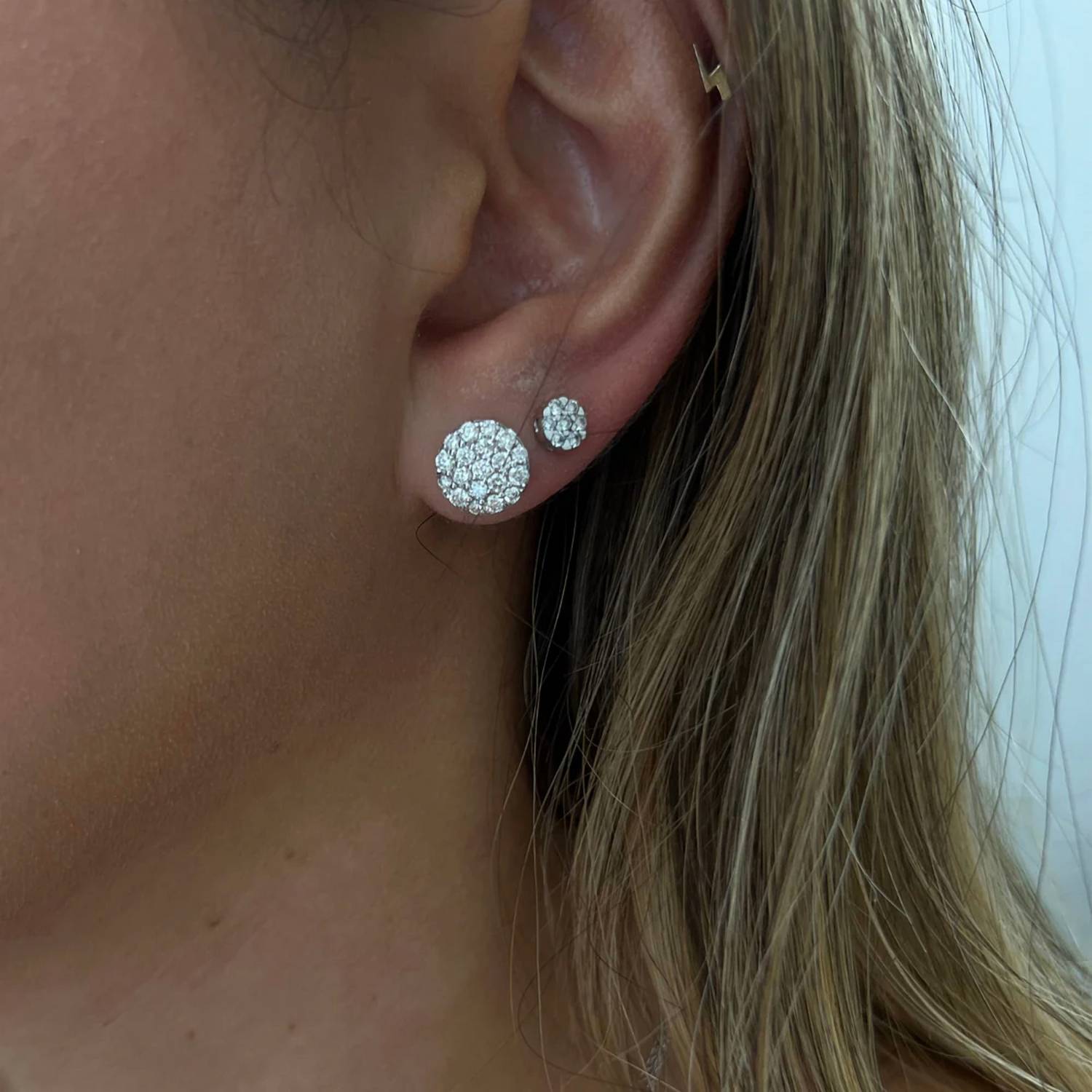 Diana M Jewels - 1.01cts Diamond Pave Circle Stud Earrings