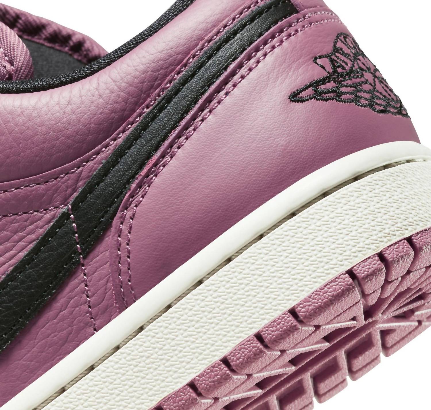 Air Jordan - Women's 1 Low Se Sneakers