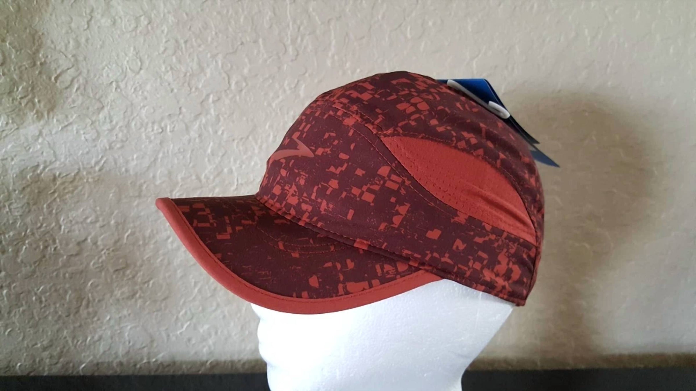 Brooks - Women's Chaser Hat