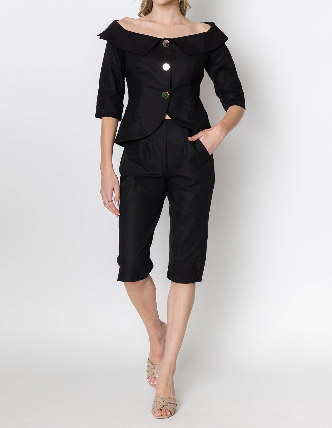 ZETAYE Celeste Linen Cotton Blazer in black - women's jacket