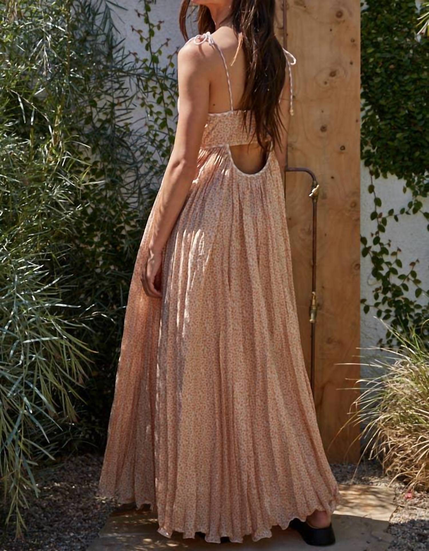 By Together - Floral Print Open Back Maxi Dress