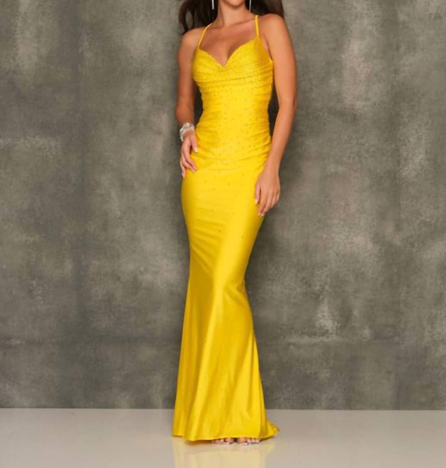 Dave & Johnny - Fitted Ruched Prom Dress