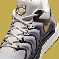 Nike - Men's KD 17 Shoe