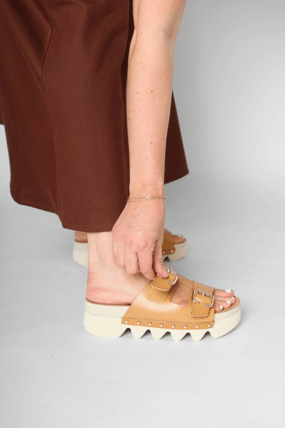 Bussola - Women's Cleopatra Buckle Strap Slide Sandal