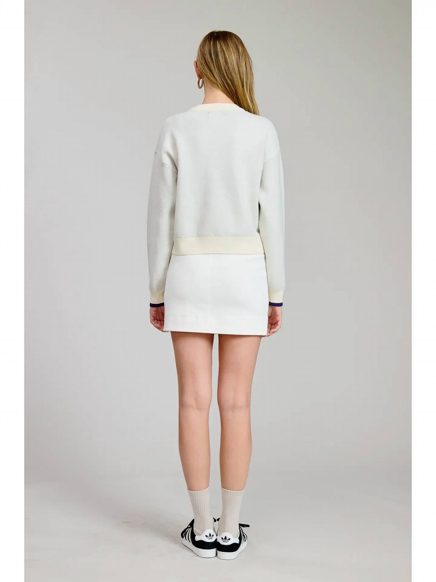 Flat White - Take It Easy Graphic Sweater