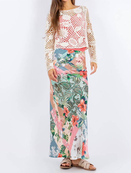 Paparazzi - Crochet Floral Pattern Pull-over Crop Top