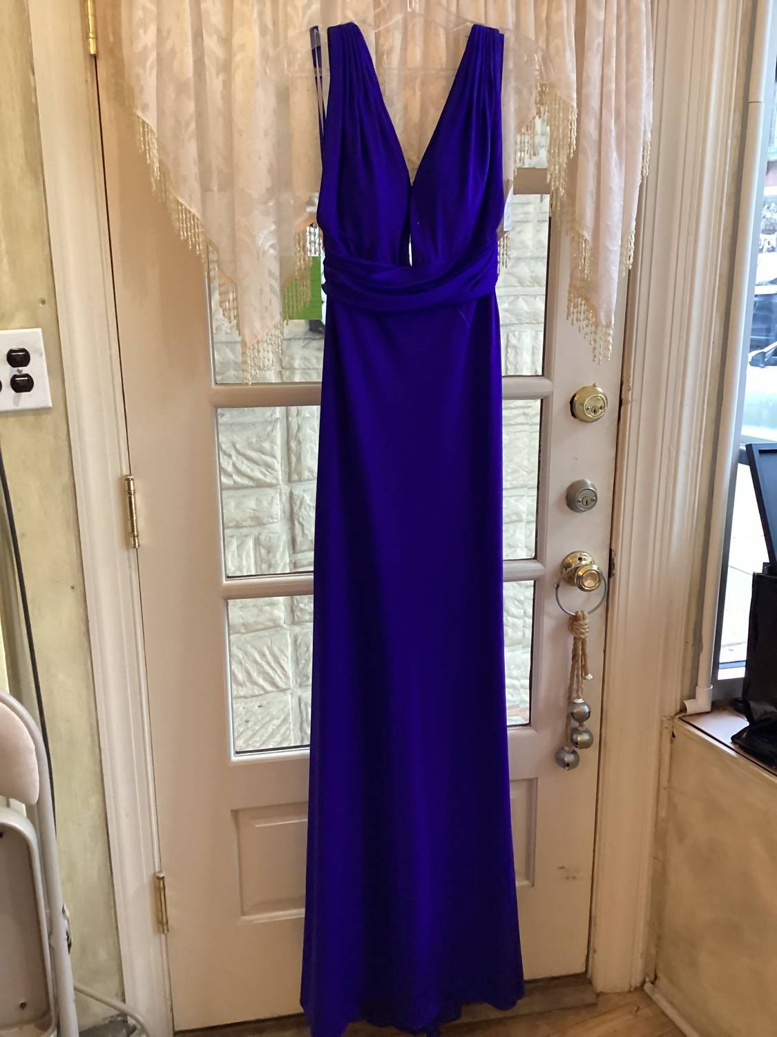Jovani - Women's Deep plunge Dress