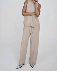 Rabens Saloner - Diara Funnel Halter Top