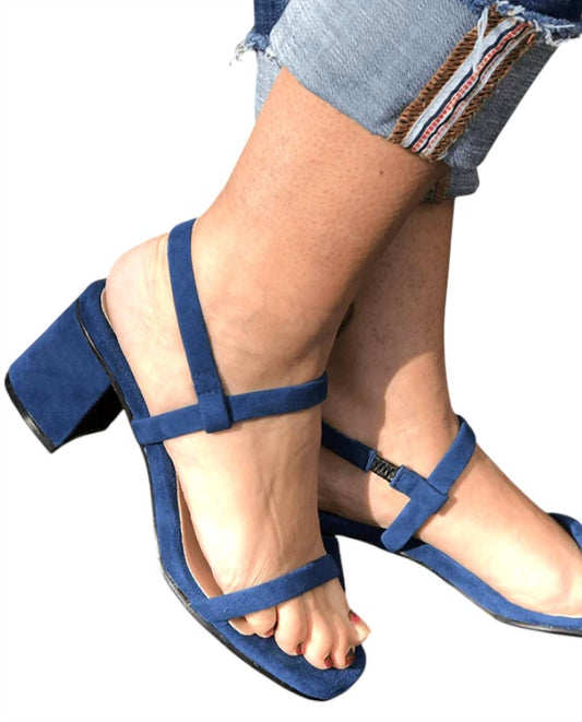 All Black - Simple Block Sandal