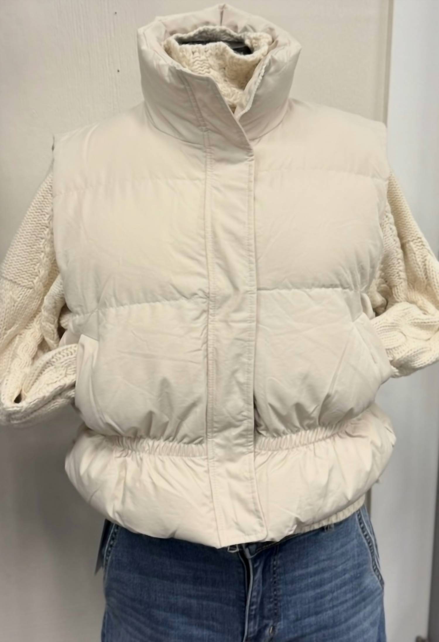 Adora - Women's Collared Puffer Vest