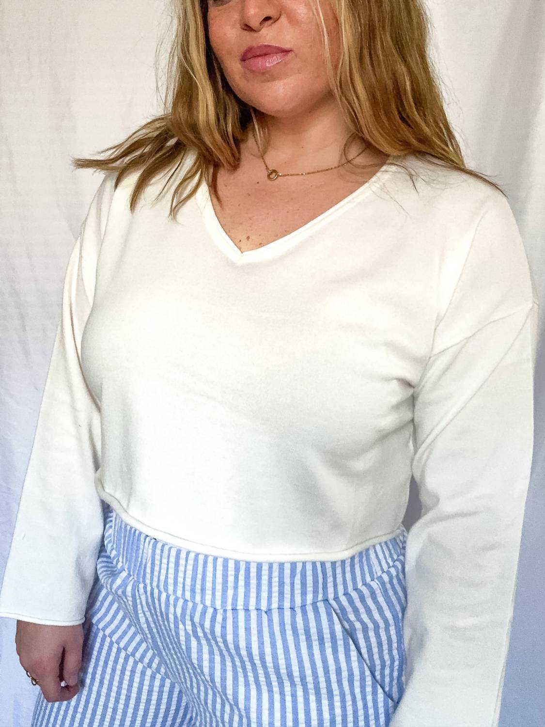 Le Lis - Dahlia Cropped Sweater
