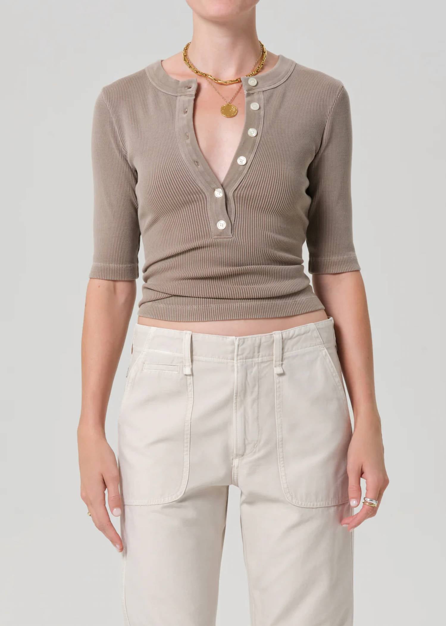 Citizens of Humanity Nali Short Sleeve Henley Top in sandatlas - women's t-shirt