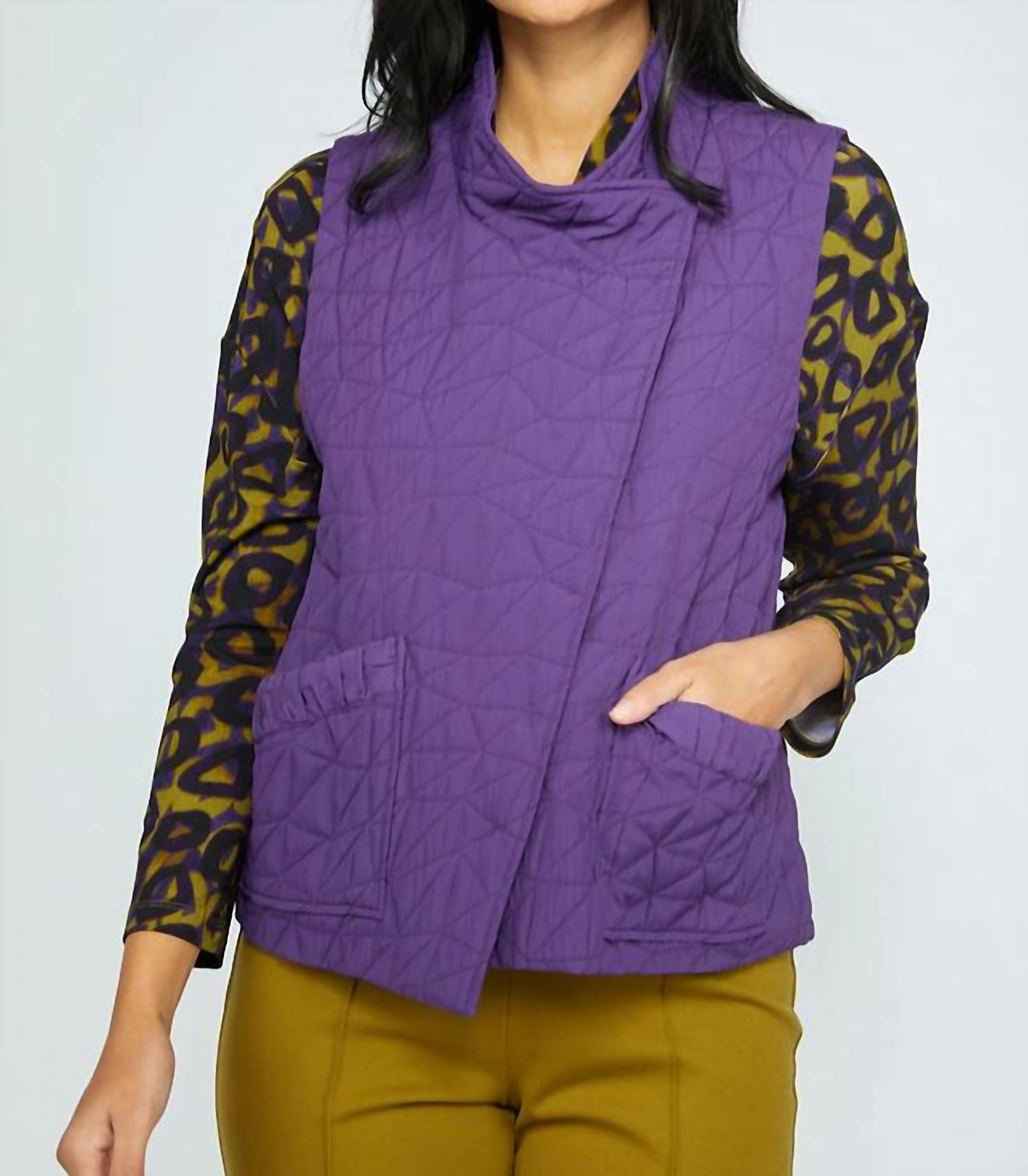 Olivia By Habitat - Kaleidoscope Quilt Scenic View Vest