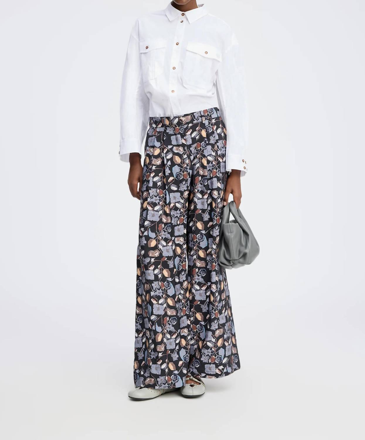 MUNTHE Faicus Pant in black - women's pants - detail view