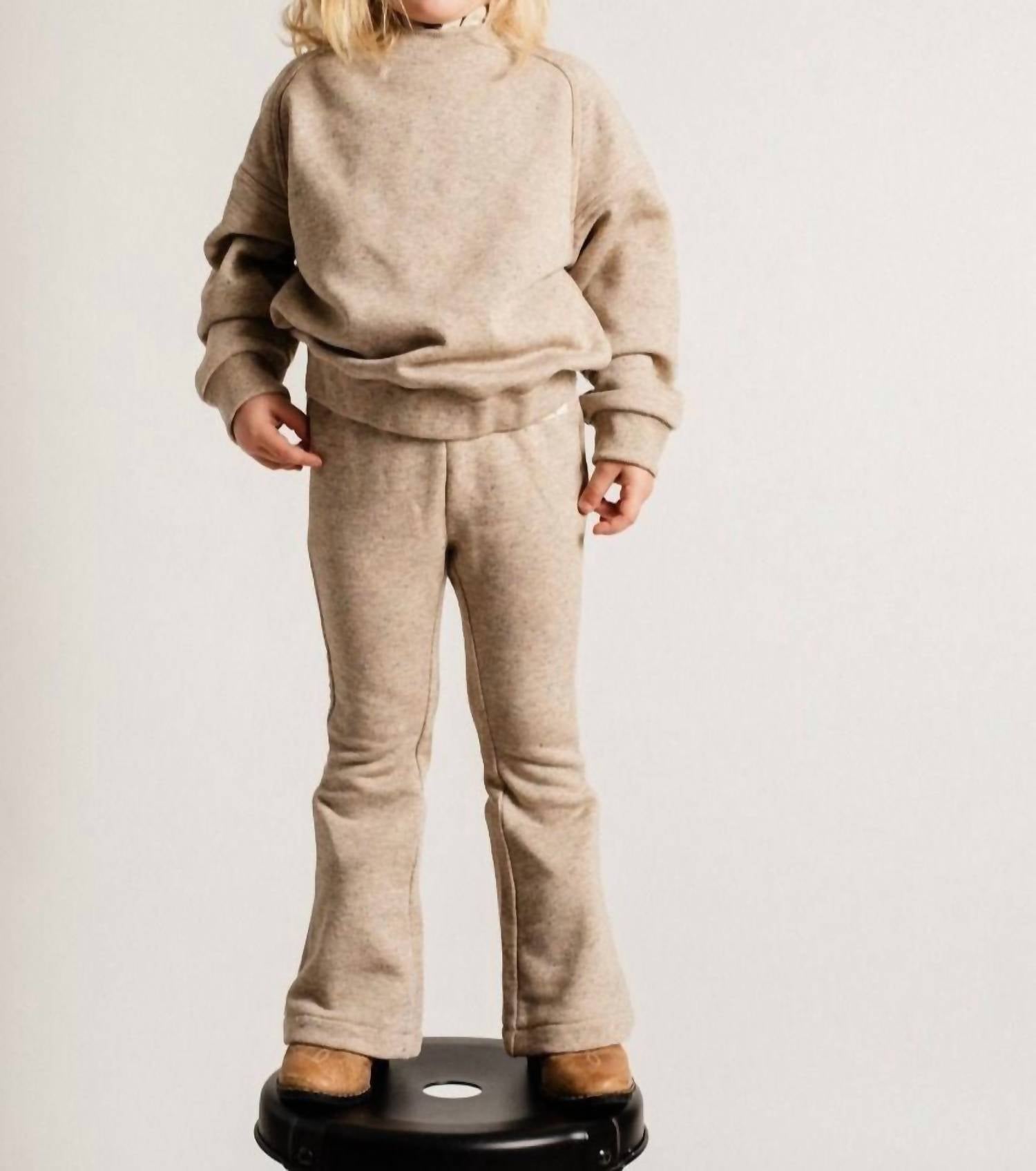 Baje Studio - Vouvry Flare Sweatpant