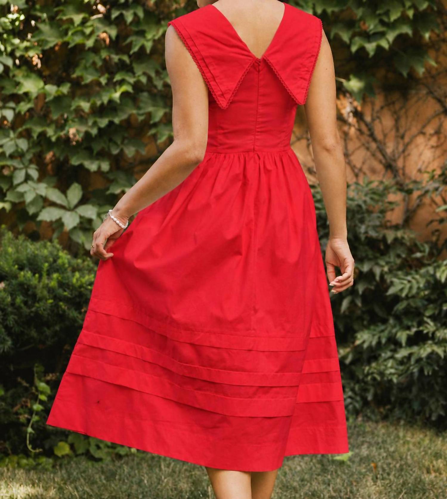 Heyson - Lace Trimmed Midi Dress