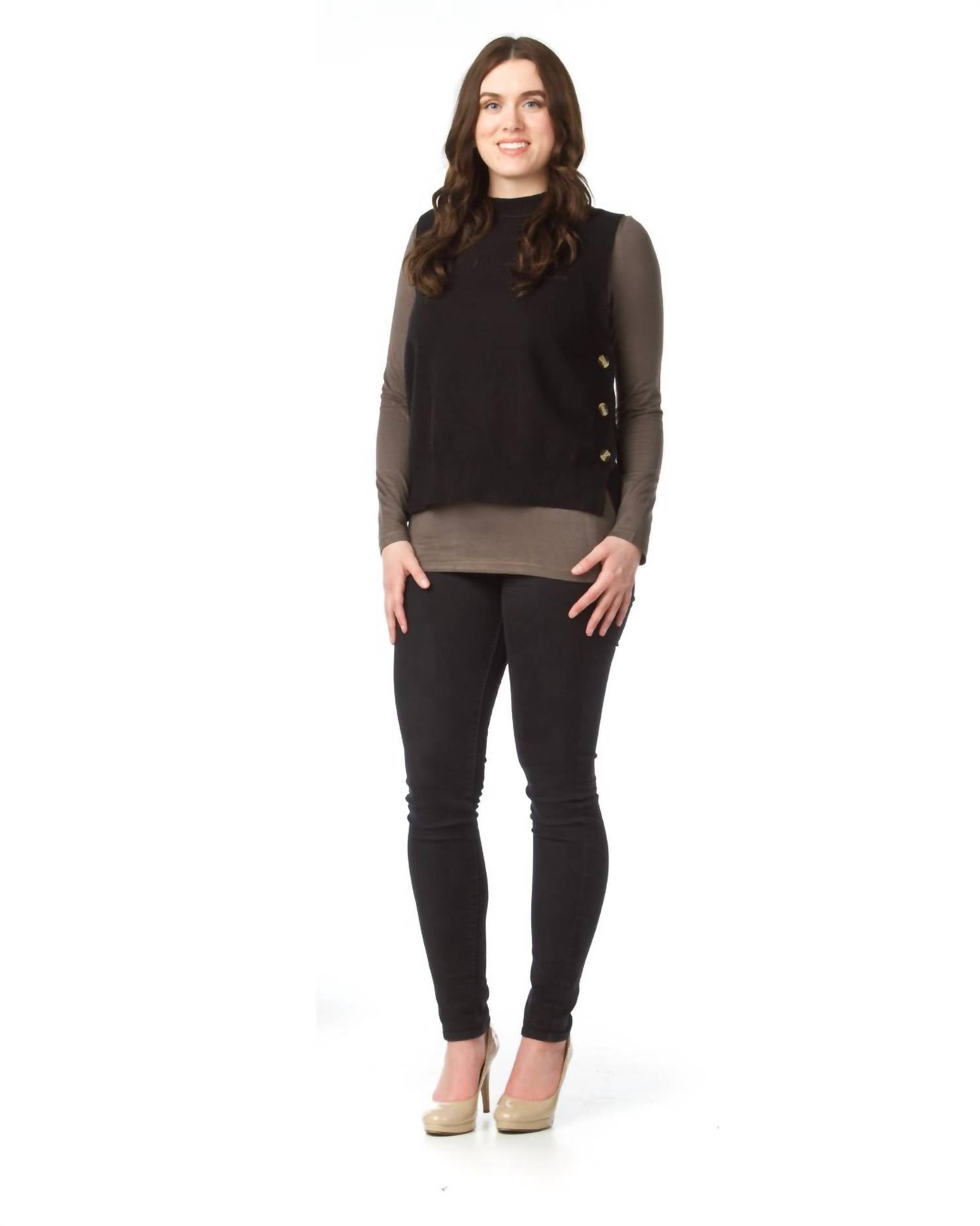 Papillon - Knit Vest With Side Button Detail