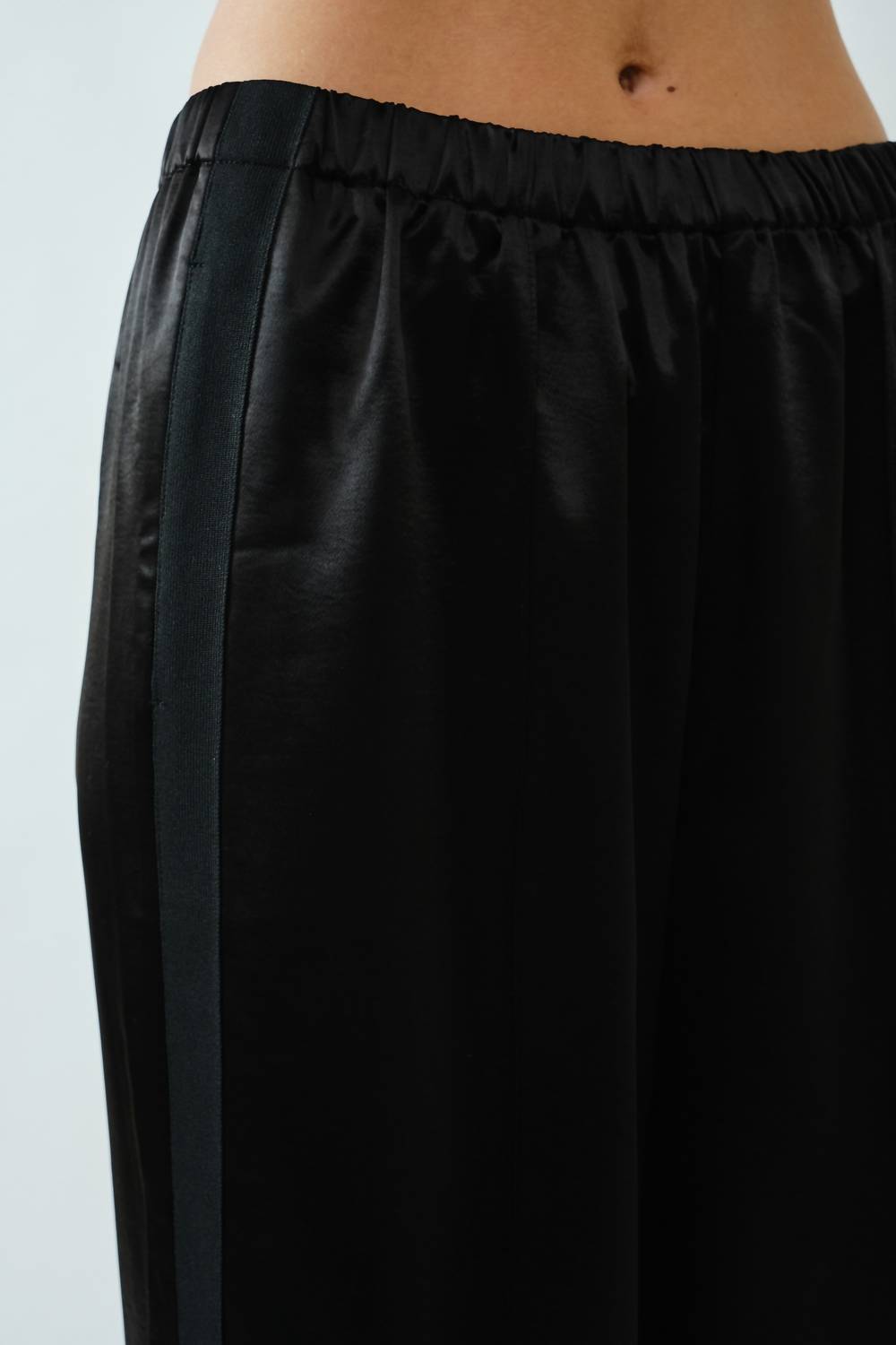 Aaron & Amber - Milo Satin Comfy Straight Pants