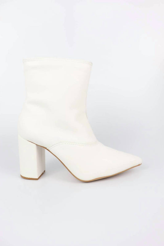 Everglades - Women's Ivory Chic Block Heel Ankle Boots