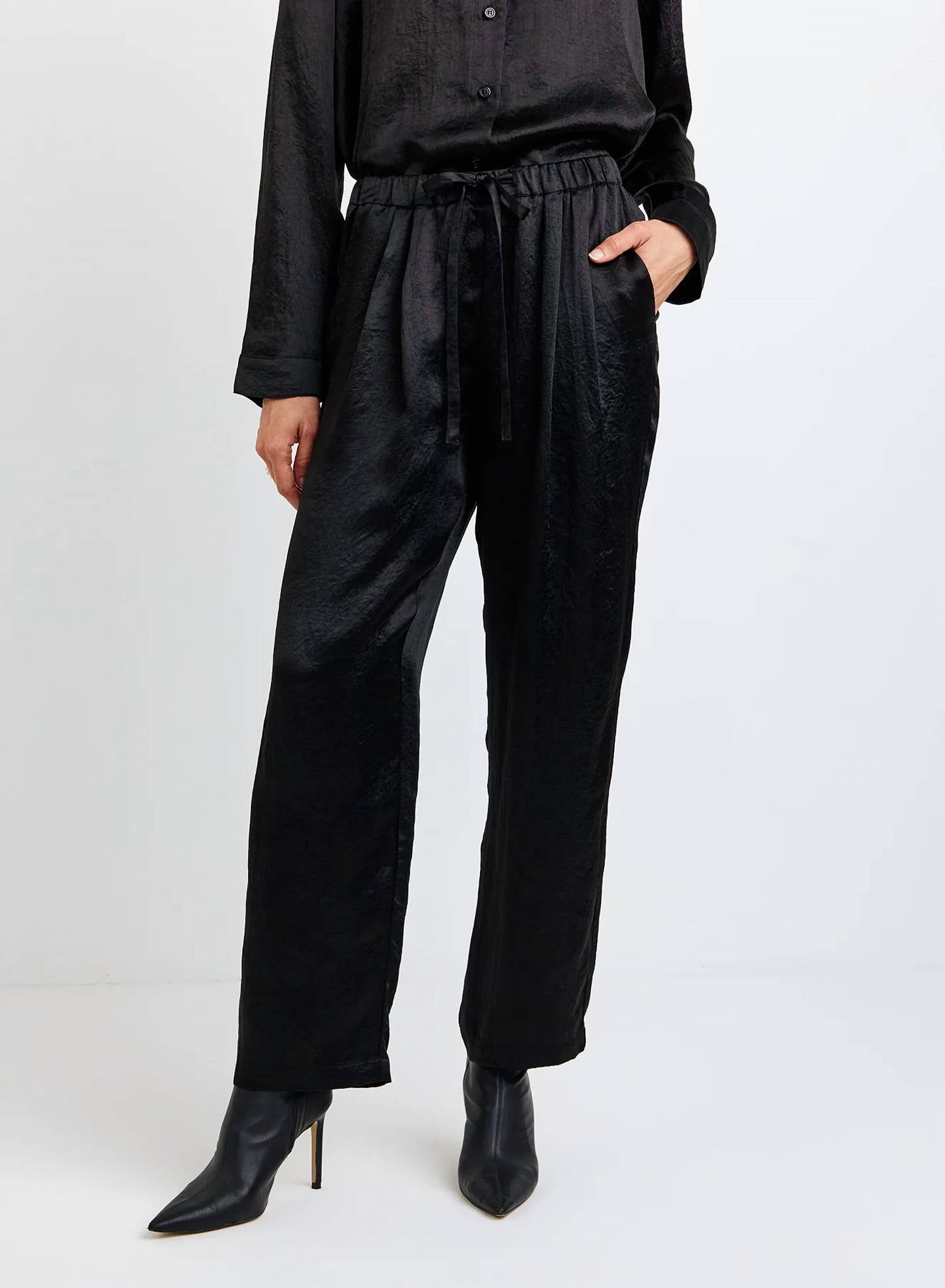 Bella Dahl - Pull On Slouchy Trouser With Elastic Waist and Tie