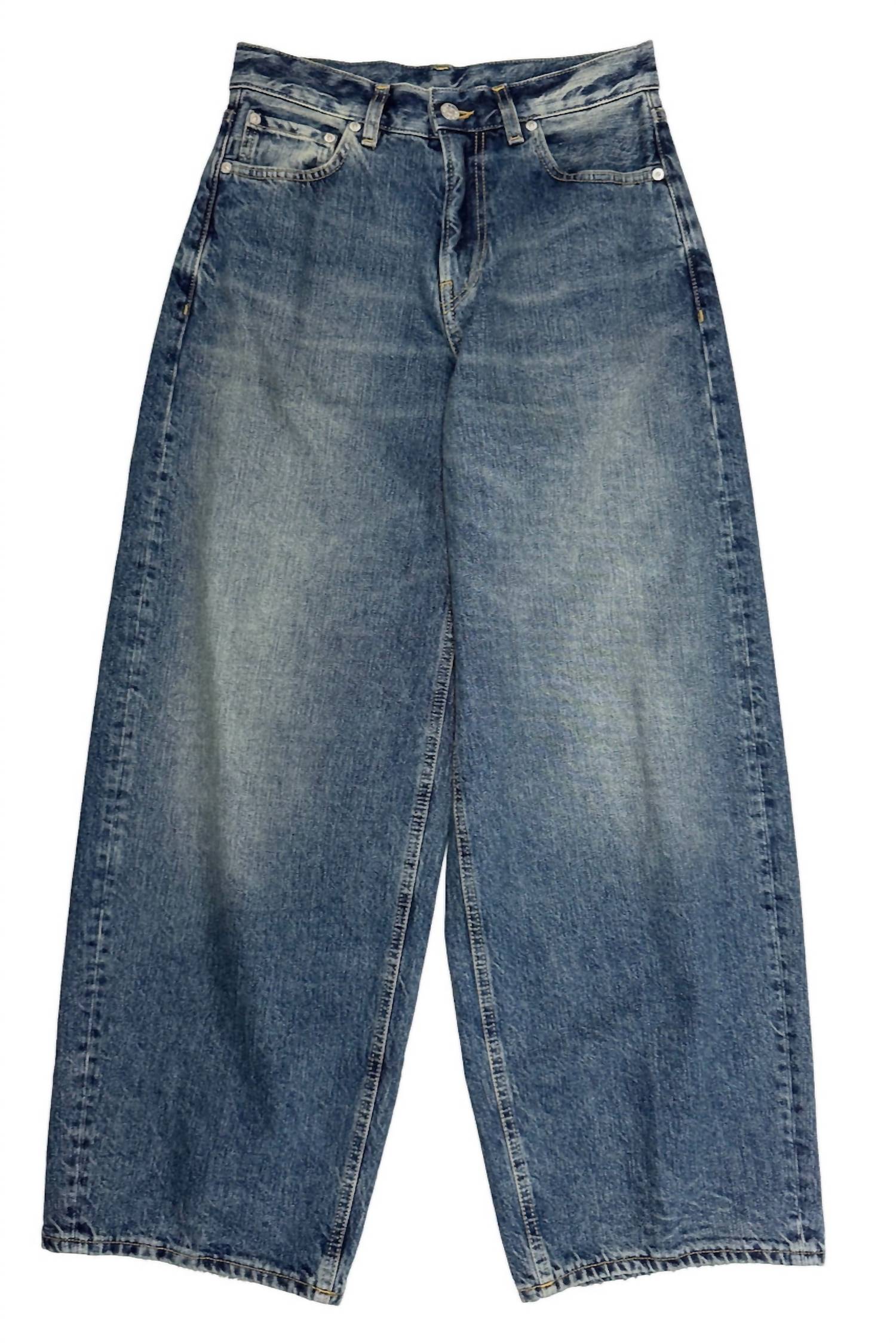 6397 - Roomy Wide Leg Jean