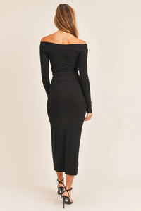 Mable - Spaces Between Long Sleeve Ribbed Top And Fitted Skirt Set