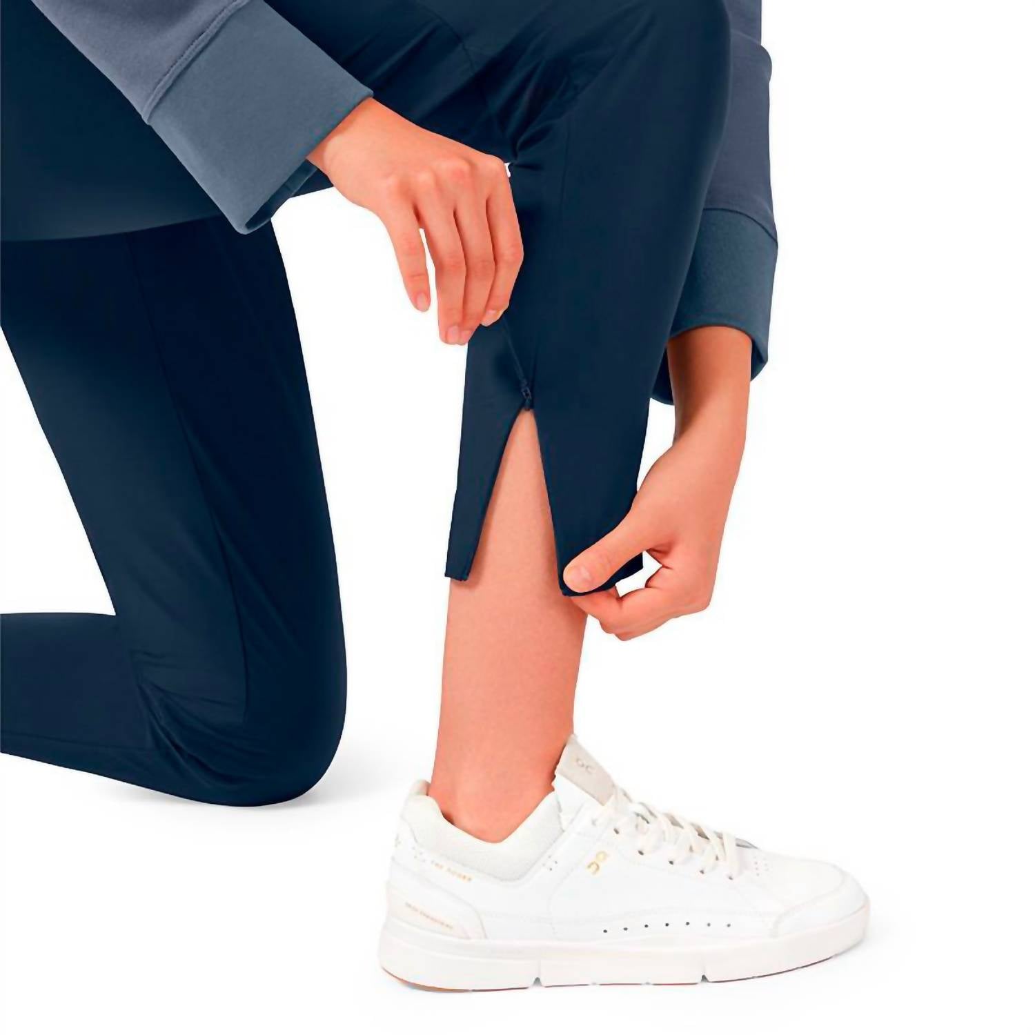 On - Women's Lightweight Pants