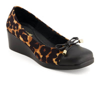 Andrea - Women's Wedge Moccasins