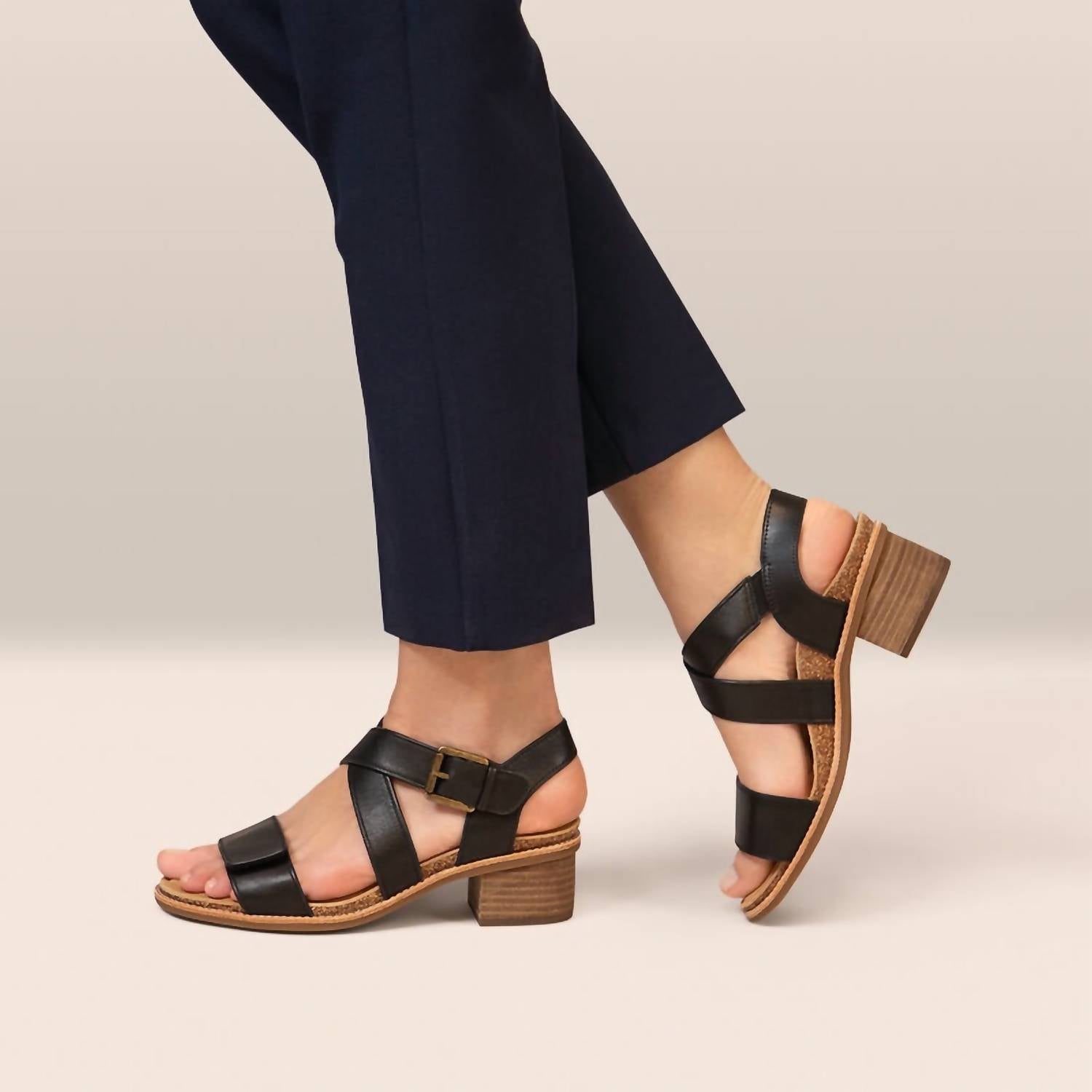 Aetrex - WOMEN KRISTIN SANDAL
