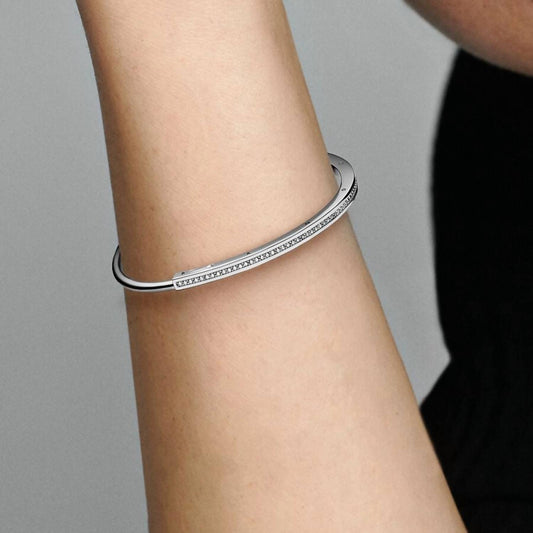 Pandora - Signature I-D Pav√© Bangle