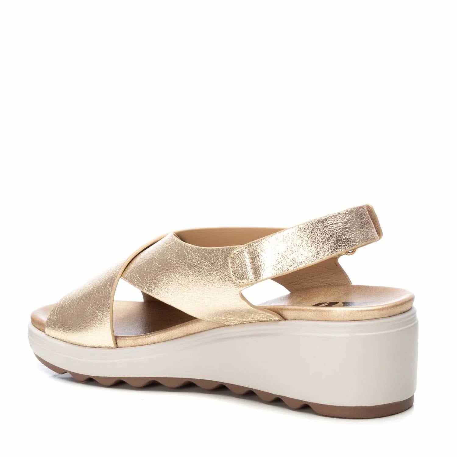 Xti - Women's Criss-cross Strap Sandals