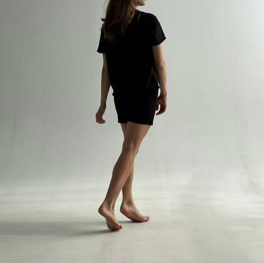 A Basic Brand - Women's Tshirt