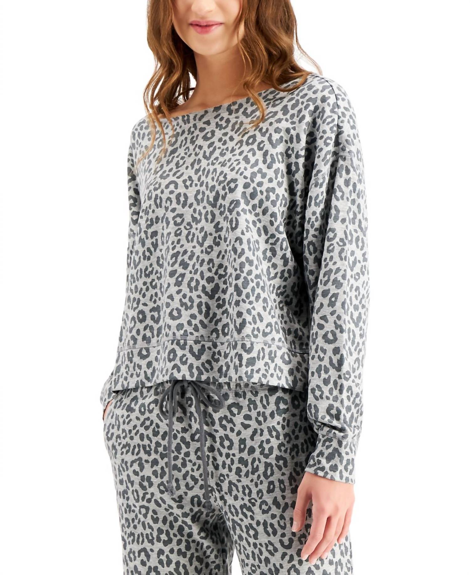 Jenni By Jennifer Moore - On Repeat Super Soft Crew Sleep Top