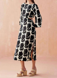 Omika - Peyton Cutout Detail Midi Dress