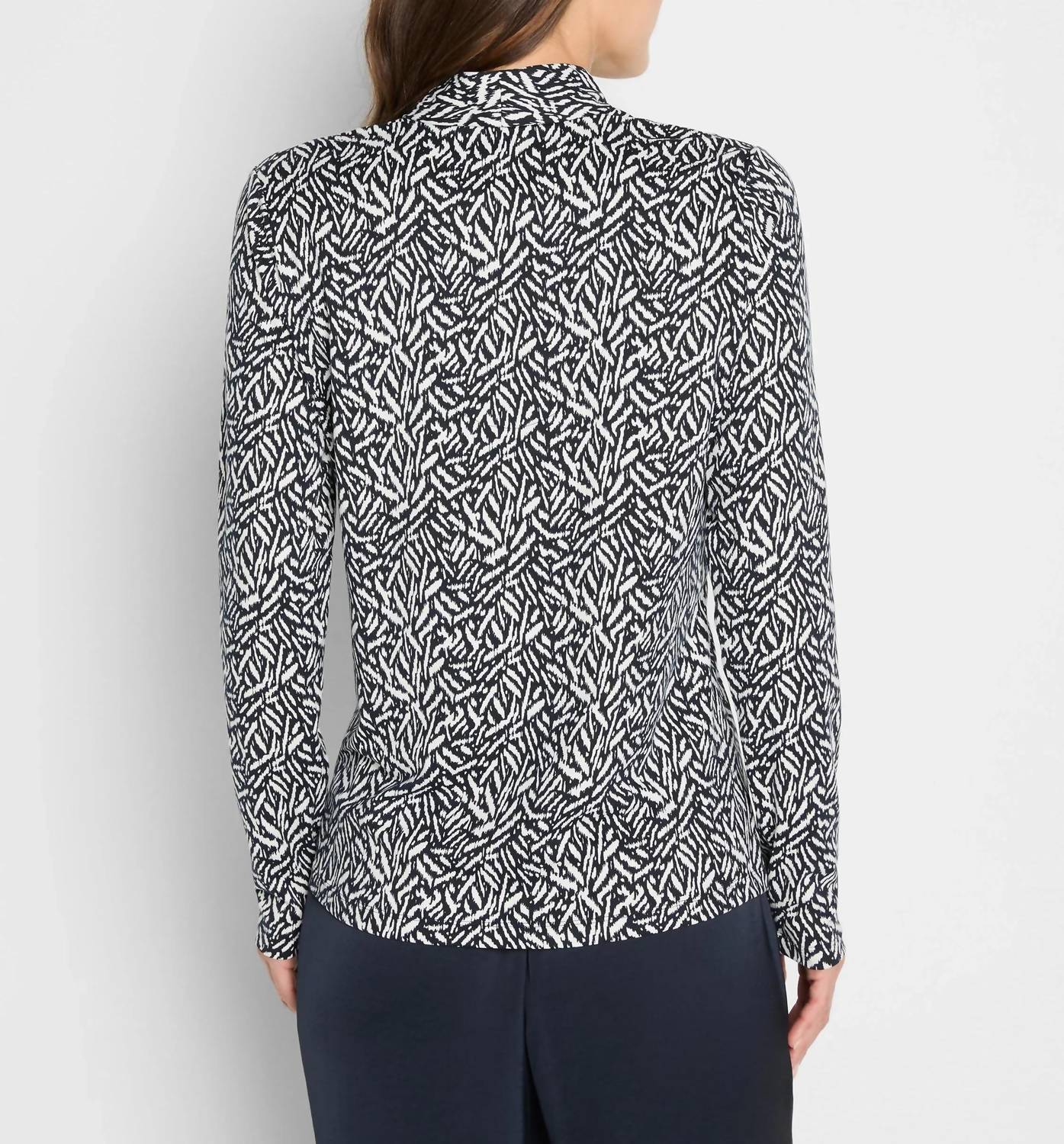 Nic + Zoe - Geo Toss Knit Top