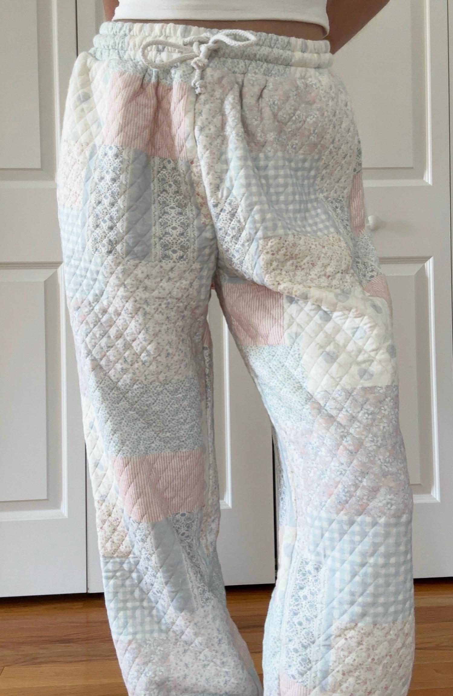 Sunkissed Coconut - Quilted Pastel Sweatpants