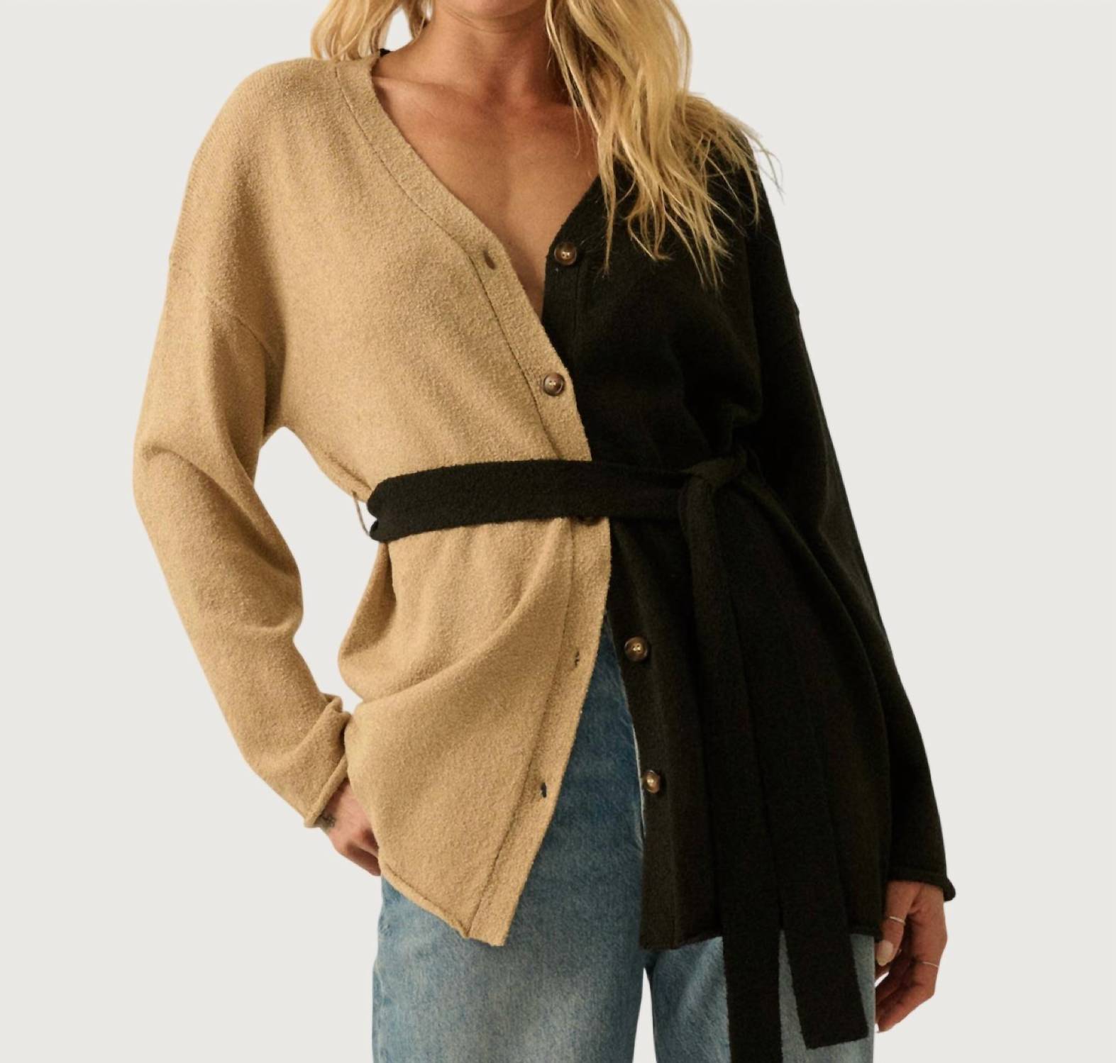 PROMESA TAYLOR BELTED CARDIGAN in beige - women's cardigan