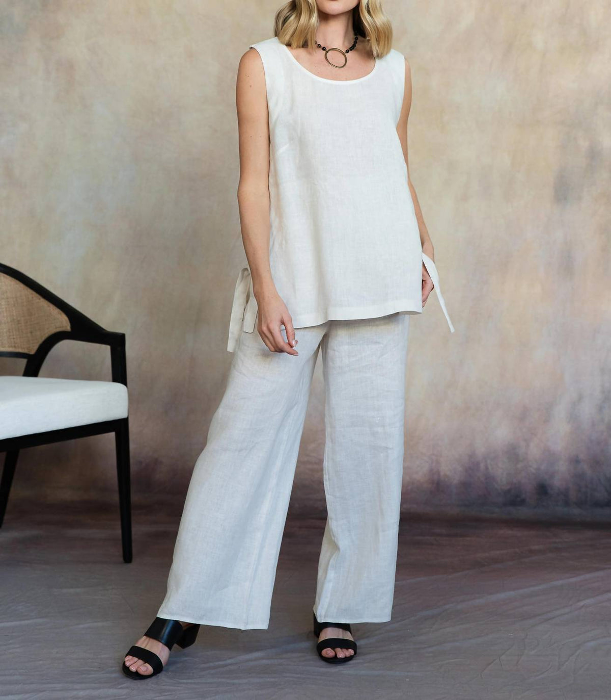 Cobblestone Living - Brina Linen Top