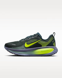 Nike - Men's Vomero 18 Road Running Shoes