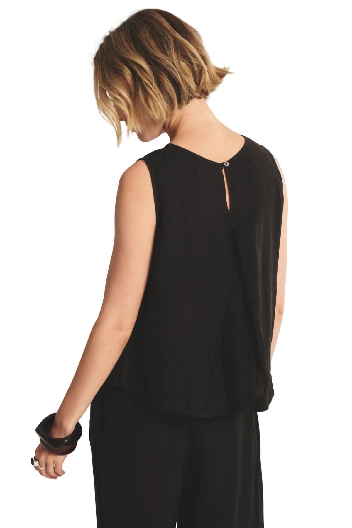 Velvet By Graham & Spencer - Maxine Linen Top