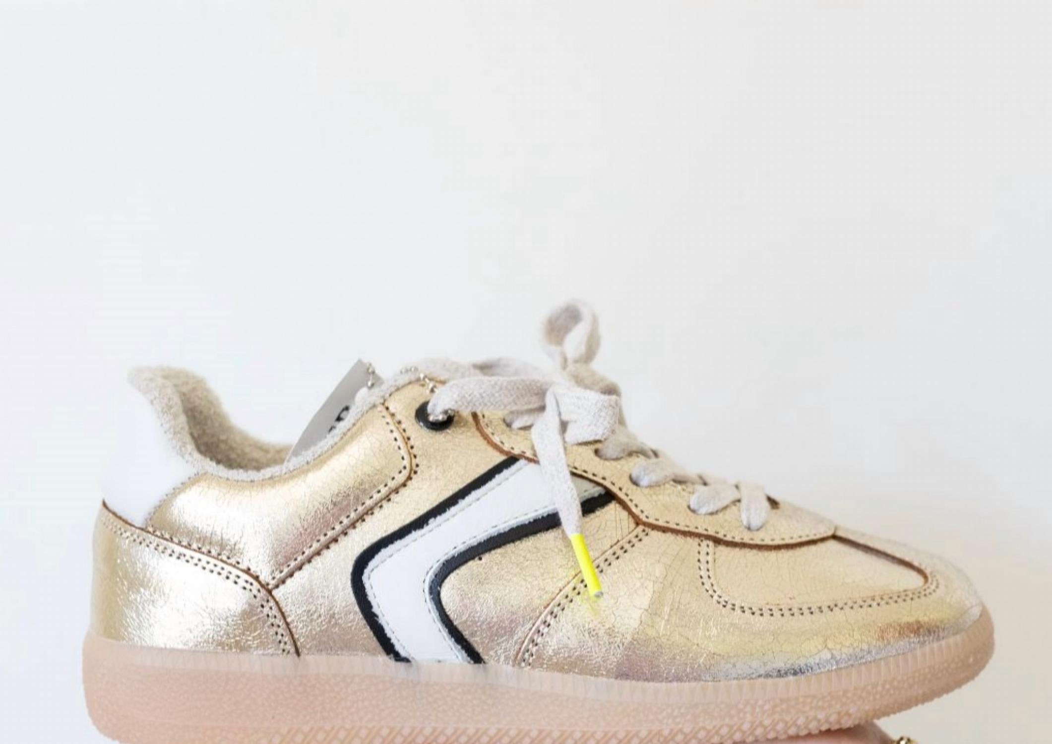 Shu Shop - Women's Sylvia Metallic Sneaker