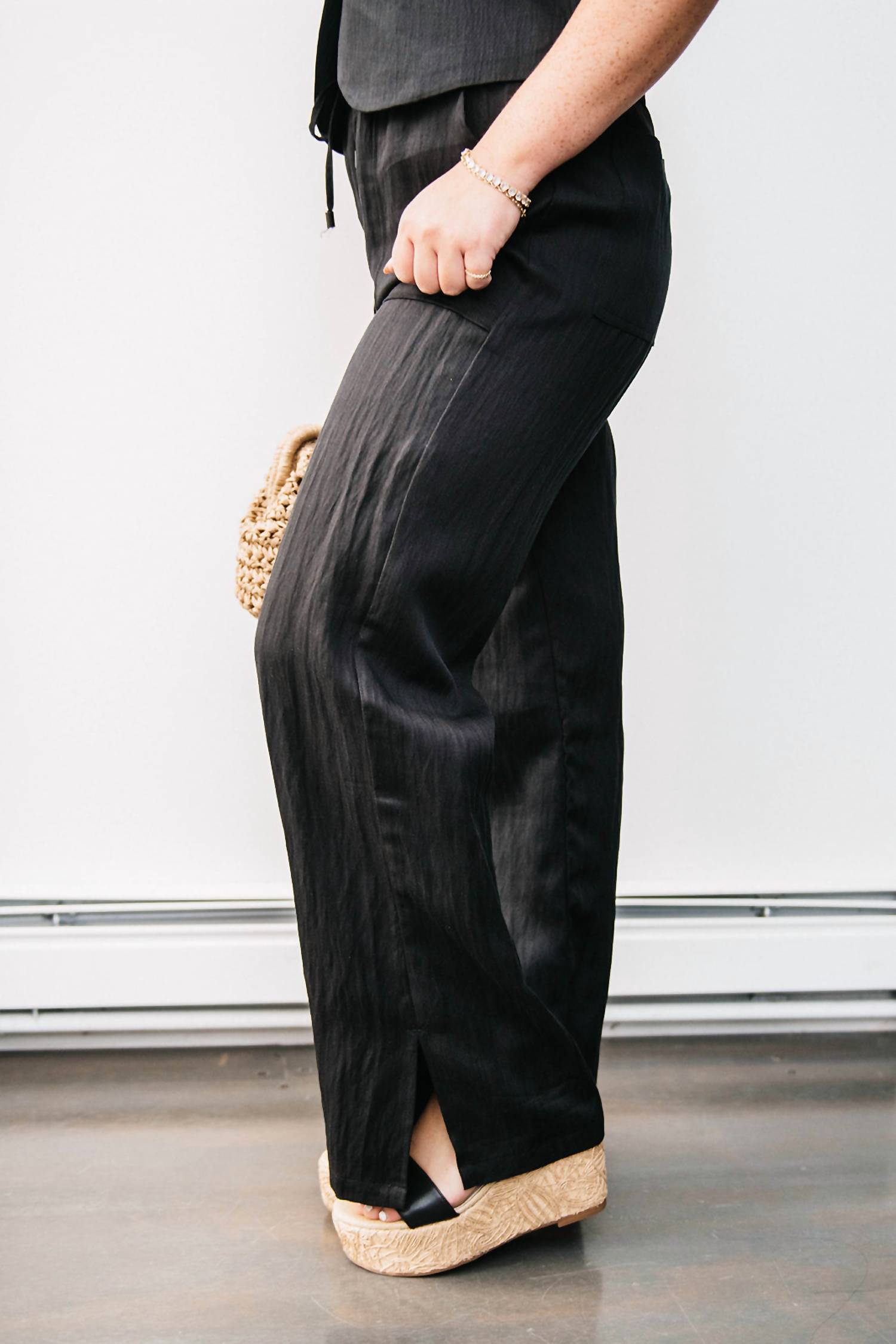 Deluc - Women's Split Hem Pant