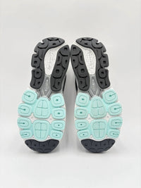 New Balance - Women's 940v4 Shoe
