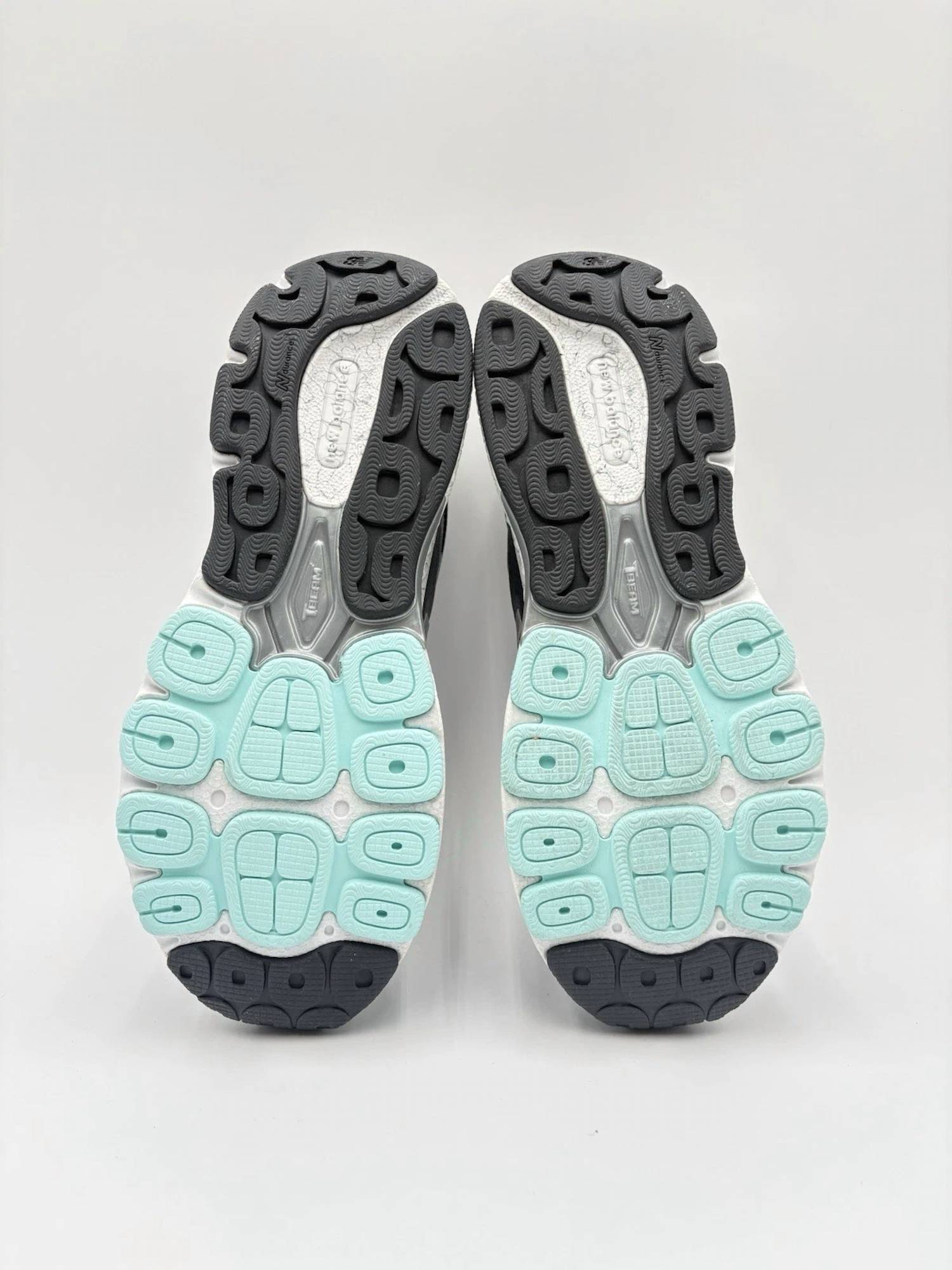 New Balance - Women's 940v4 Shoe