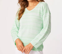 French Kyss - V-Neck Sweater