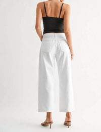 JUST BLACK DENIM Slim Barrel Jean in white - women's jeans - detail view